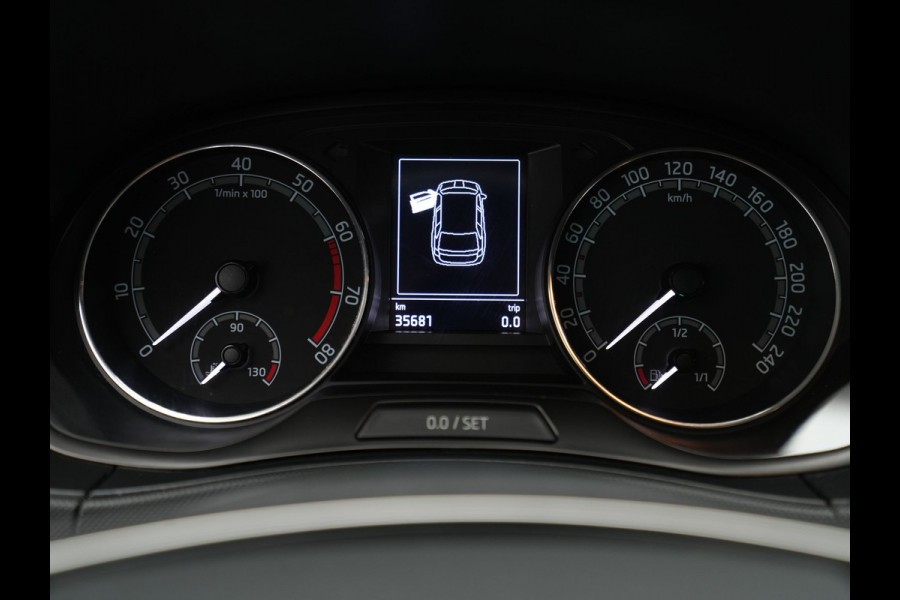 Škoda Fabia Combi 1.0 TSI 95pk Ambition Navi via app Pdc Cruise Privacy glas 8