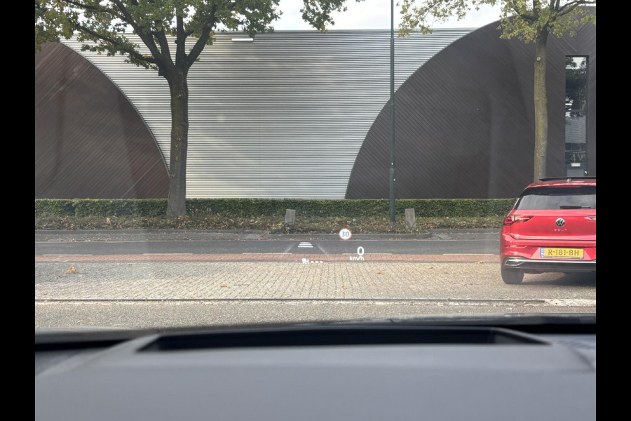 Nissan QASHQAI 1.3 MHEV Xtronic N-Connecta FABRIEKSGARANTIE| STOEL/STUURVERWARMING| HEAD-UP| VOORUITVERW.| ELEK. ACHTERKLEP| 360 CAM|