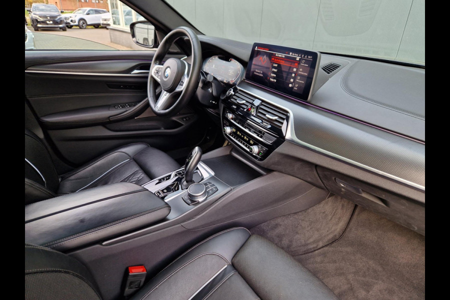 BMW 5 Serie Touring 540d xDrive M Sport/Laser/Pano/incl.Btw!