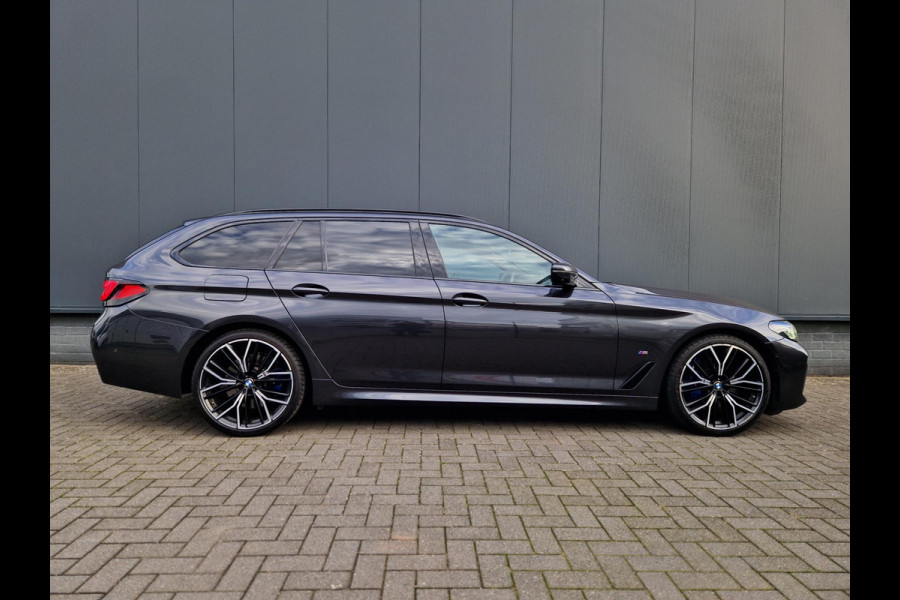 BMW 5 Serie Touring 540d xDrive M Sport/Laser/Pano/incl.Btw!