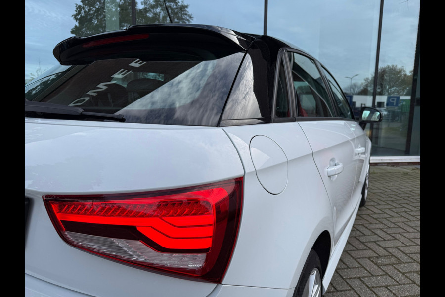 Audi A1 Sportback 1.0 TFSI Adrenalin S Line - Navi - Parkeerhulp - Airco - Org.NL