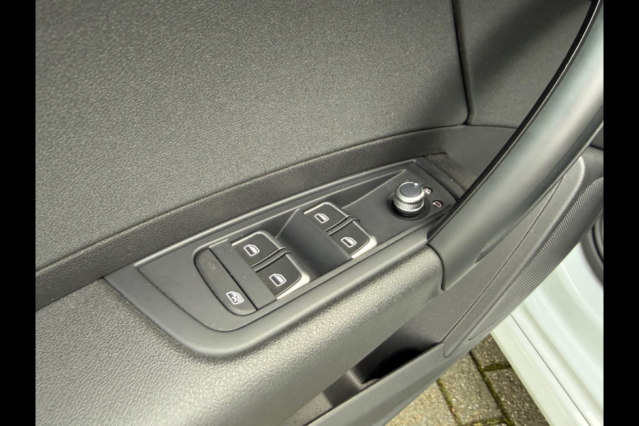 Audi A1 Sportback 1.0 TFSI Adrenalin S Line - Navi - Parkeerhulp - Airco - Org.NL