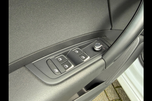 Audi A1 Sportback 1.0 TFSI Adrenalin S Line - Navi - Parkeerhulp - Airco - Org.NL