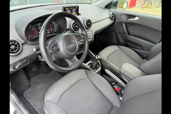Audi A1 Sportback 1.0 TFSI Adrenalin S Line - Navi - Parkeerhulp - Airco - Org.NL