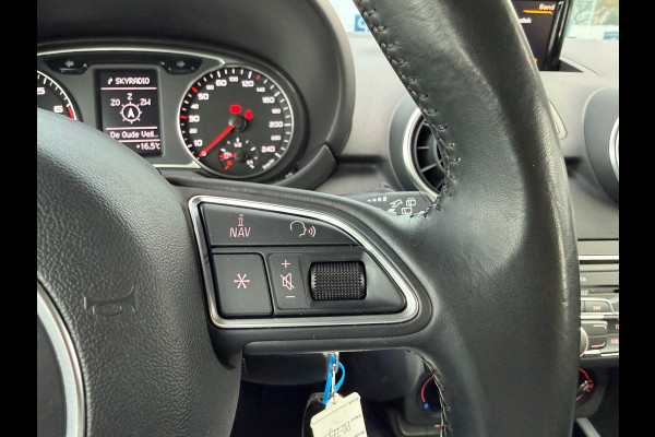 Audi A1 Sportback 1.0 TFSI Adrenalin S Line - Navi - Parkeerhulp - Airco - Org.NL