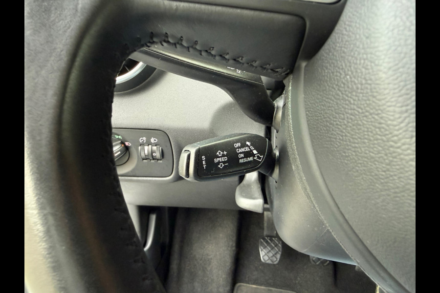 Audi A1 Sportback 1.0 TFSI Adrenalin S Line - Navi - Parkeerhulp - Airco - Org.NL