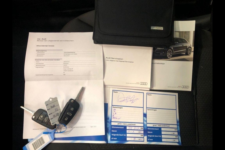 Audi A1 Sportback 1.0 TFSI Adrenalin S Line - Navi - Parkeerhulp - Airco - Org.NL