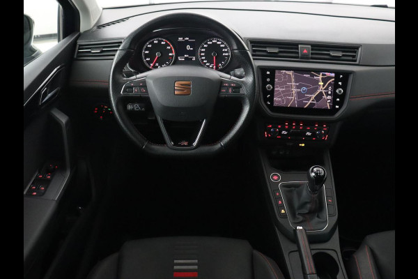 Seat Ibiza 1.0 TSI FR | Stoelverwarming | Adaptive cruise | Carplay | Full LED | Keyless | Parkeerhulp | Climate control | Cruise control | Navigatie | Sportstoelen