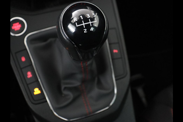 Seat Ibiza 1.0 TSI FR | Stoelverwarming | Adaptive cruise | Carplay | Full LED | Keyless | Parkeerhulp | Climate control | Cruise control | Navigatie | Sportstoelen