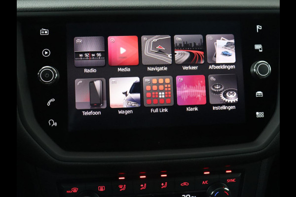 Seat Ibiza 1.0 TSI FR | Stoelverwarming | Adaptive cruise | Carplay | Full LED | Keyless | Parkeerhulp | Climate control | Cruise control | Navigatie | Sportstoelen