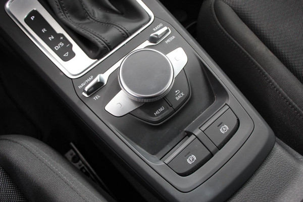 Audi Q2 35 TFSI 150pk S-tronic Prestige | Navigatie | Apple Carplay/Android Auto | Camera | Parkeersensoren | Adaptive Cruise Control | Stoelverwarming | Climatronic