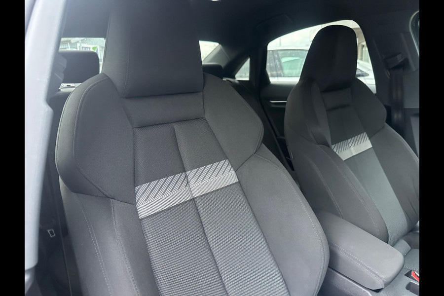 Audi A3 Limousine 30 TFSI Advanced edition Adaptive/Virtual/