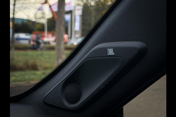 Toyota RAV4 2.5 Hybrid AWD Black Edition 1650kg trekgewicht!|Panorama|360 camera|JBL