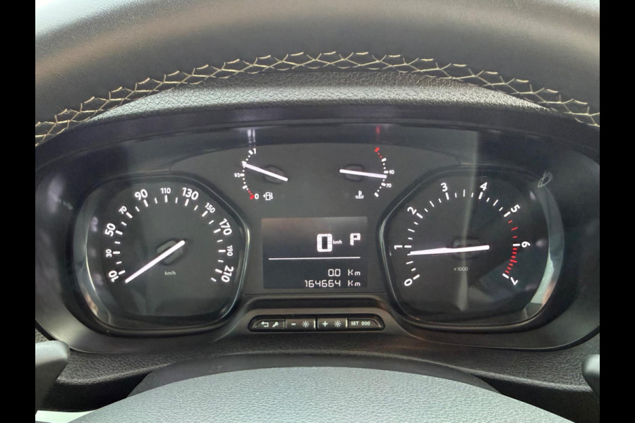 Toyota ProAce Worker 2.0 D-4D automaat Black Line DC Dubbele Cabine, NAP, CarPlay