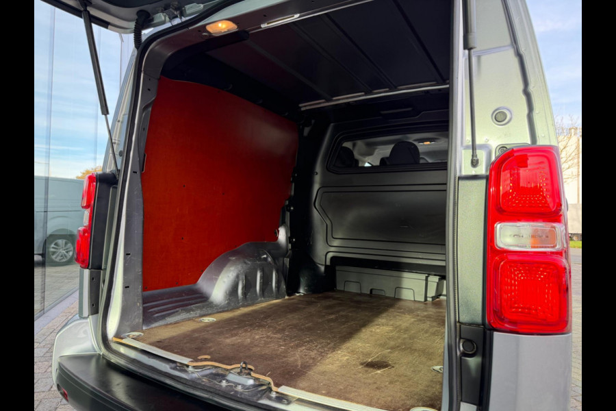 Toyota ProAce Worker 2.0 D-4D automaat Black Line DC Dubbele Cabine, NAP, CarPlay