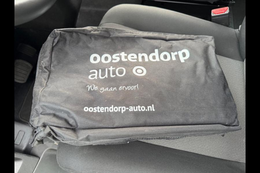 Toyota ProAce Worker 2.0 D-4D automaat Black Line DC Dubbele Cabine, NAP, CarPlay