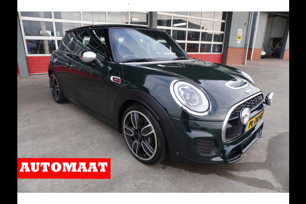 MINI Mini 2.0 232PK John Cooper Works Chili Automaat Nr. V248 |  Airco | Adaptive Cruise | Navi | Panorama dak