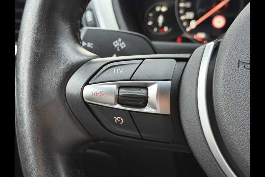 BMW 3-serie 320i M Sport Edition 184PK Automaat | Lederen sportstoelen | Head-up | Camera | Full LED