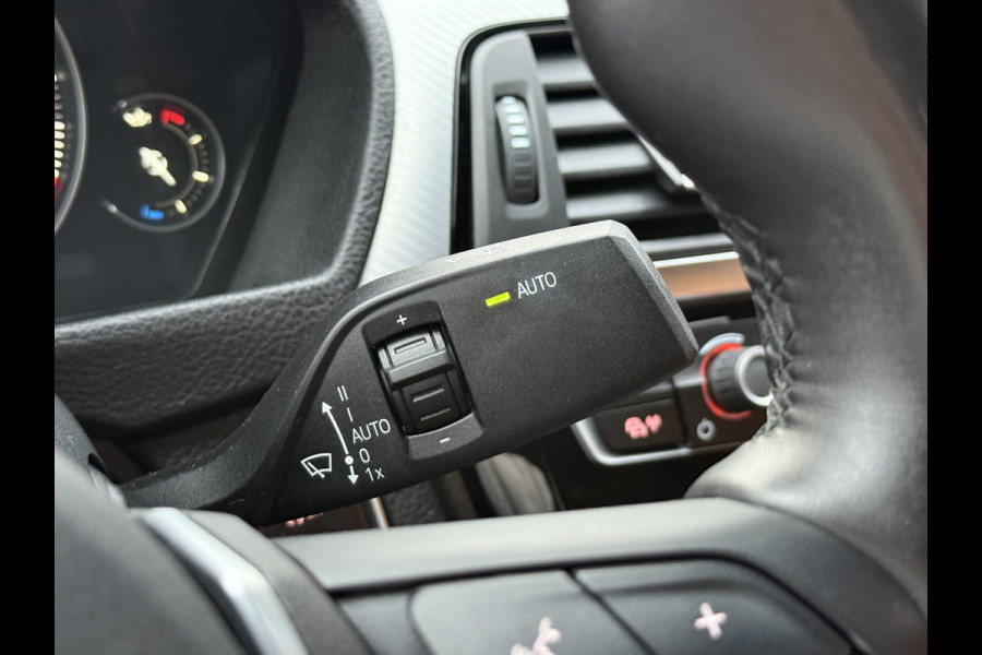 BMW 3-serie 320i M Sport Edition 184PK Automaat | Lederen sportstoelen | Head-up | Camera | Full LED