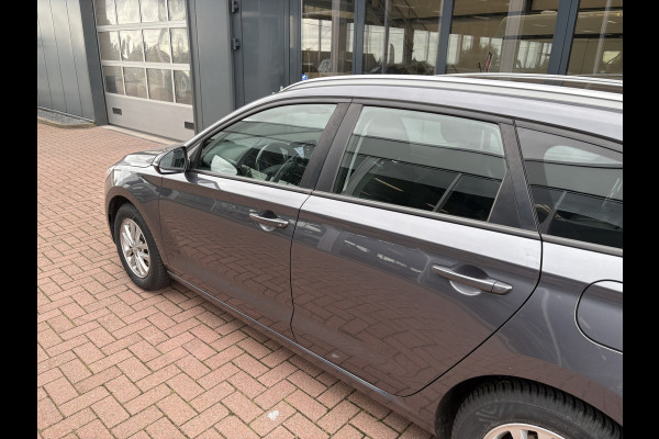 Hyundai i30 Wagon 1.0 T-GDi 120pk Comfort CAMERA/CARPLAY/NAVI/CLIMA/CRUISE/PDC