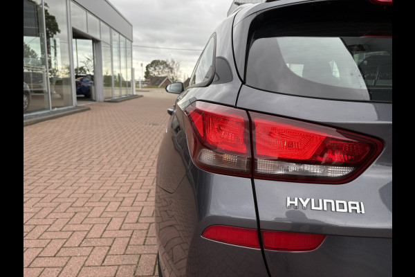 Hyundai i30 Wagon 1.0 T-GDi 120pk Comfort CAMERA/CARPLAY/NAVI/CLIMA/CRUISE/PDC