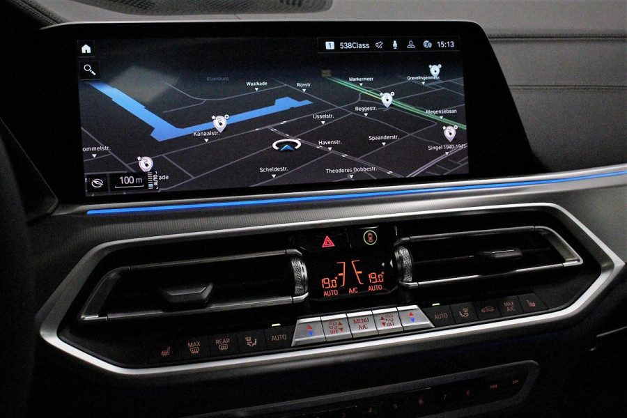 BMW X5 xDrive45e High Executive M-Sport Panorama Dak Head-Up Display Harmon Kardon 21 Inch Lichtmetalen Velgen 360* Camera