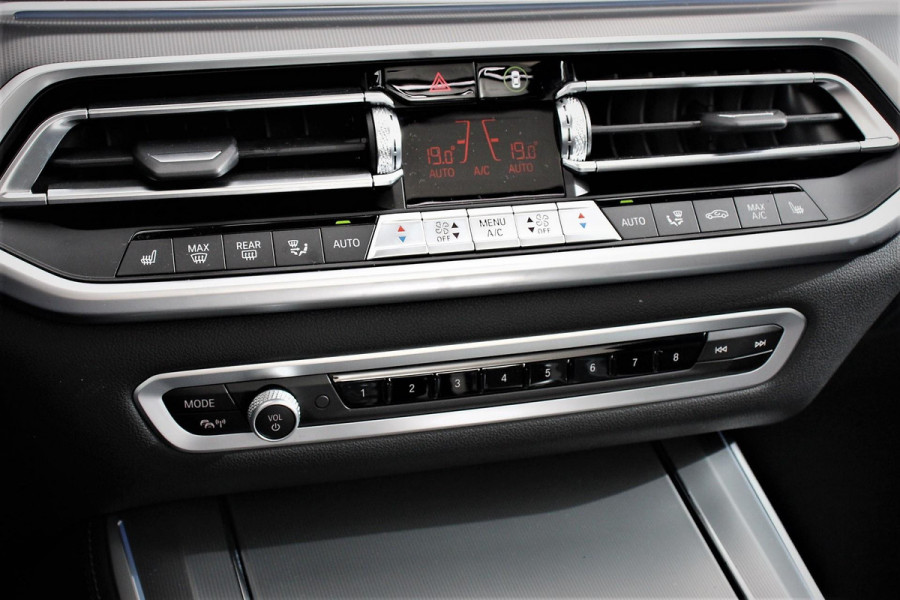 BMW X5 xDrive45e High Executive M-Sport Panorama Dak Head-Up Display Harmon Kardon 21 Inch Lichtmetalen Velgen 360* Camera
