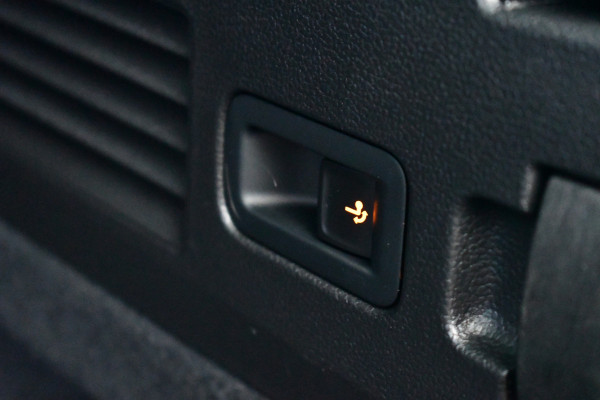 Volkswagen Arteon Shooting Brake 1.4 TSI eHybrid R-Line Pano Trekh ACC Massage DCC Standk 19inch