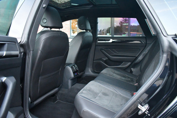 Volkswagen Arteon Shooting Brake 1.4 TSI eHybrid R-Line Pano Trekh ACC Massage DCC Standk 19inch