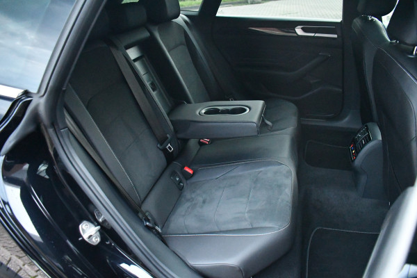 Volkswagen Arteon Shooting Brake 1.4 TSI eHybrid R-Line Pano Trekh ACC Massage DCC Standk 19inch