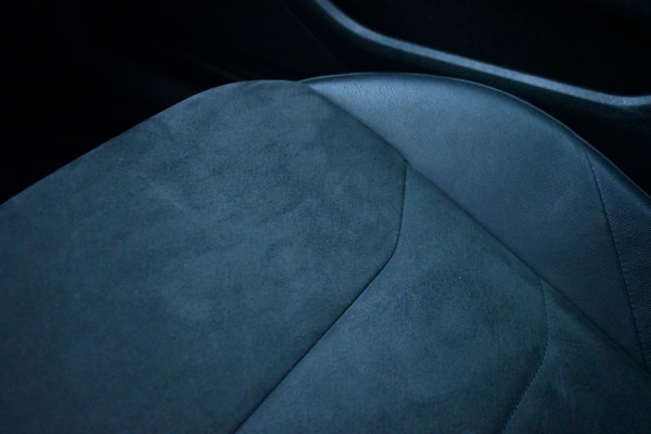 Volkswagen Arteon Shooting Brake 1.4 TSI eHybrid R-Line Pano Trekh ACC Massage DCC Standk 19inch