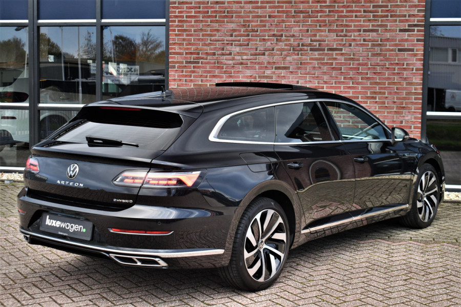 Volkswagen Arteon Shooting Brake 1.4 TSI eHybrid R-Line Pano Trekh ACC Massage DCC Standk 19inch