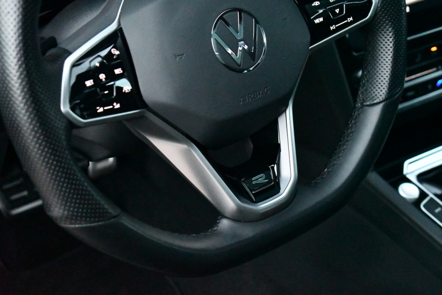 Volkswagen Arteon Shooting Brake 1.4 TSI eHybrid R-Line Pano Trekh ACC Massage DCC Standk 19inch