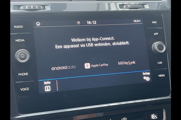 Volkswagen Golf 1.5 TSI Comfortline / CarPlay