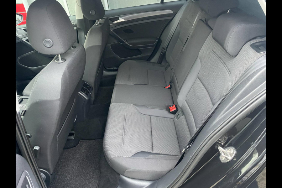 Volkswagen Golf 1.5 TSI Comfortline / CarPlay