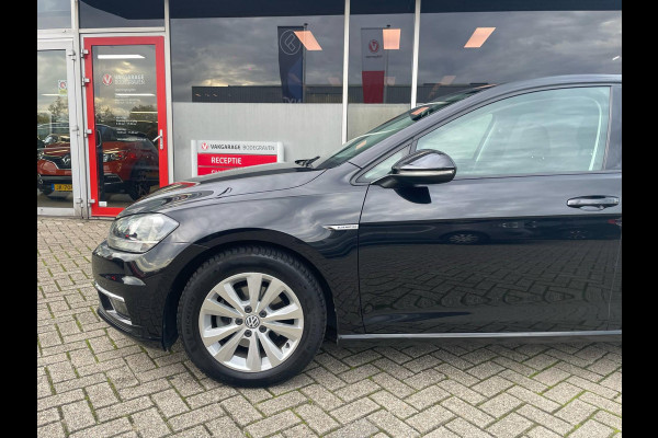 Volkswagen Golf 1.5 TSI Comfortline / CarPlay