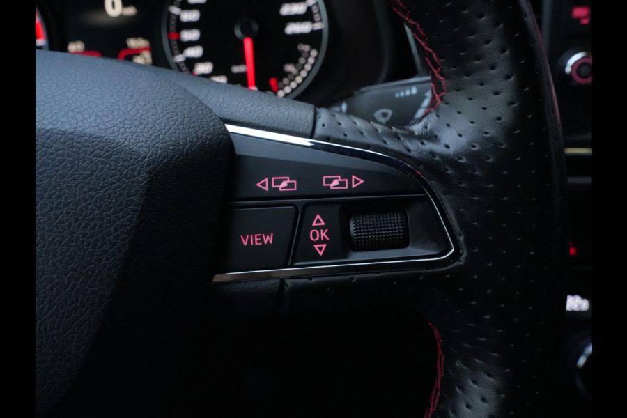 Seat Leon 1.5 TSI FR Business Intense | Navigatie | DAB | Trekhaak | Climate Control