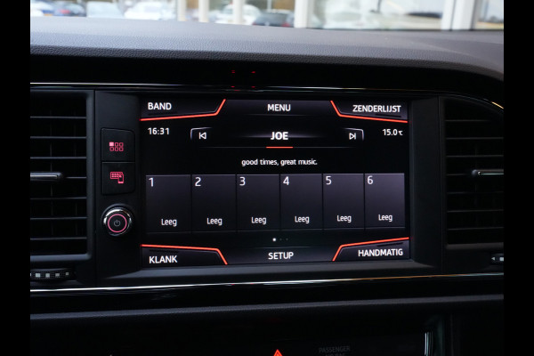 Seat Leon 1.5 TSI FR Business Intense | Navigatie | DAB | Trekhaak | Climate Control
