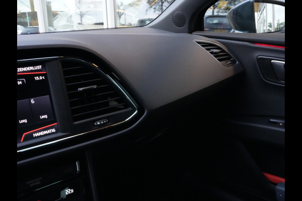 Seat Leon 1.5 TSI FR Business Intense | Navigatie | DAB | Trekhaak | Climate Control