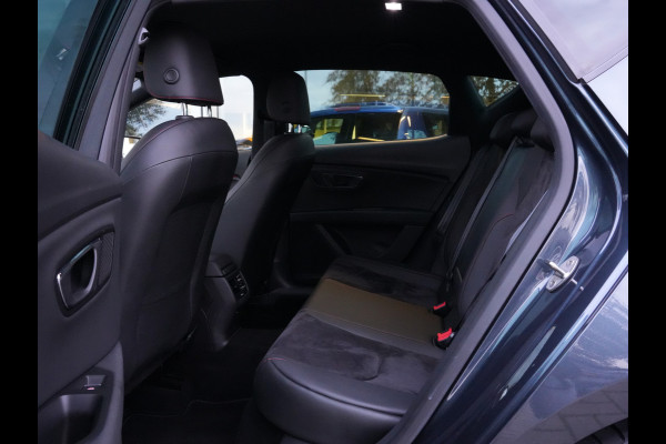 Seat Leon 1.5 TSI FR Business Intense | Navigatie | DAB | Trekhaak | Climate Control