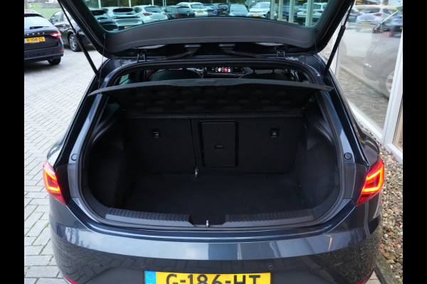 Seat Leon 1.5 TSI FR Business Intense | Navigatie | DAB | Trekhaak | Climate Control