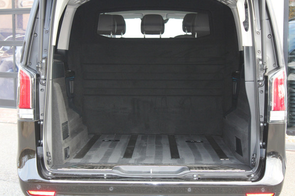 Mercedes-Benz V-Klasse 300d / XXL / 4-Matic / DC / Black Edition / 2x Elec Schuifdeur / 360 Camera / Vol Opties / NIEUWSTAAT