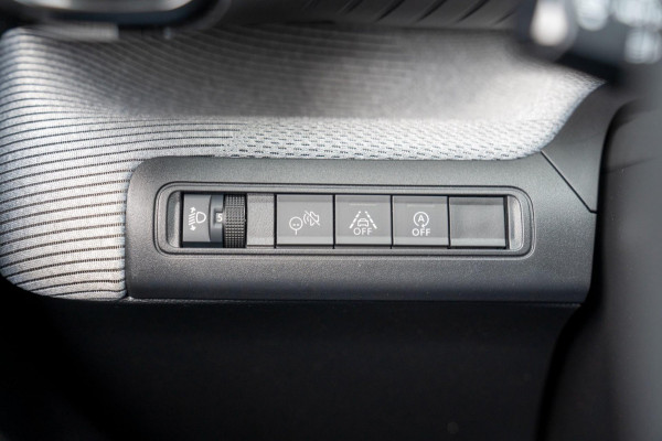 Citroën C3 1.2 Turbo 100pk Max |Prijs rijklaar incl.12 garantie| Carplay LMV NAVI DAB Camera parkeersensoren achter Bluetooth