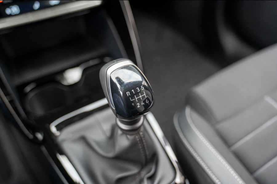 Citroën C3 1.2 Turbo 100pk Max |Prijs rijklaar incl.12 garantie| Carplay LMV NAVI DAB Camera parkeersensoren achter Bluetooth