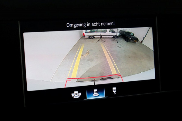 Mercedes-Benz Sprinter 519 3.0 CDI V6 L2H2 4X4 ZG3 Airco/Camera/Trekhaak 3500kg/Inrichting 12-2019