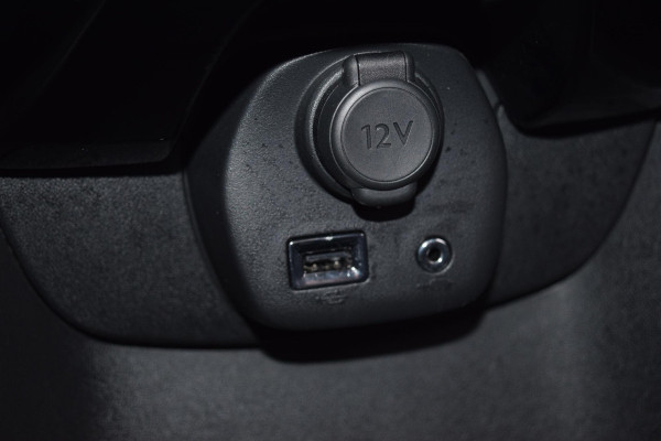 Citroën C1 1.0 VTi Shine|Carplay|Camera|Als nw|Dealero.h.