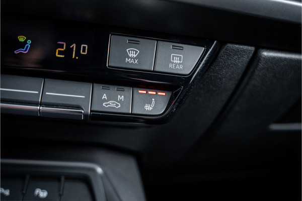 Audi A3 Limousine 35 TFSI edition one - S Line | Panorama | Keyless | Camera