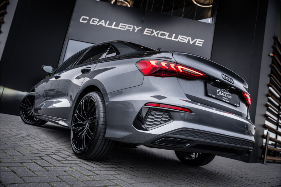 Audi A3 Limousine 35 TFSI edition one - S Line | Panorama | Keyless | Camera