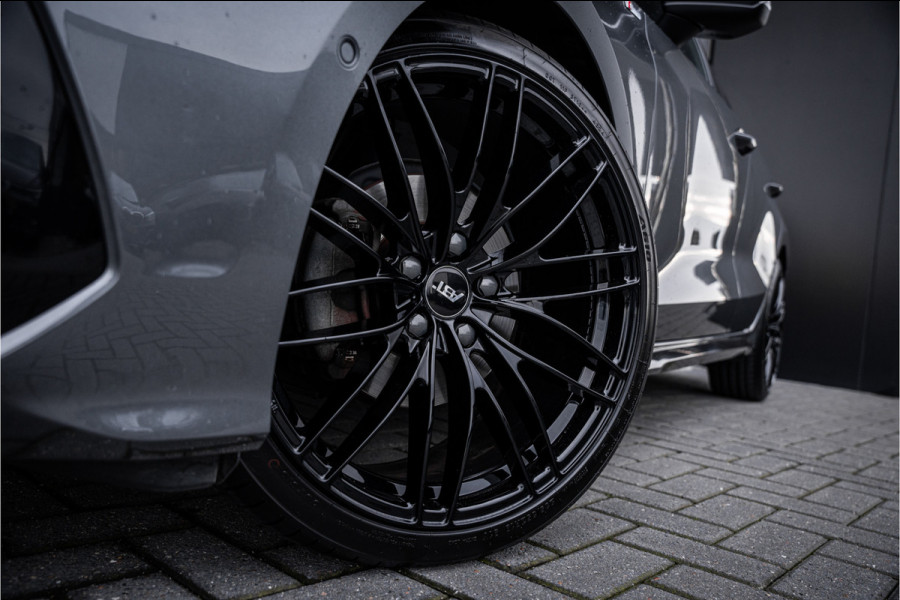 Audi A3 Limousine 35 TFSI edition one - S Line | Panorama | Keyless | Camera