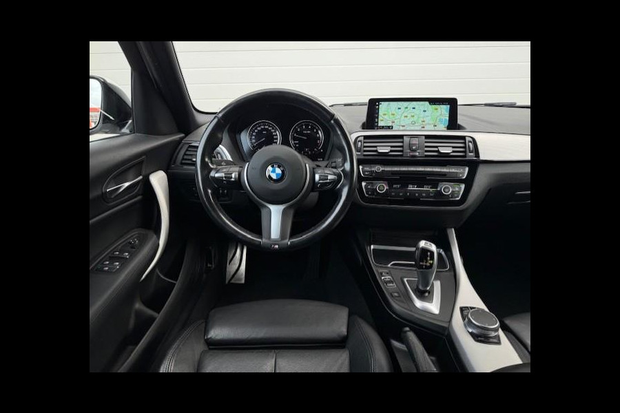 BMW 1-serie 118i High Executive M-Sport - Dealer onderhouden